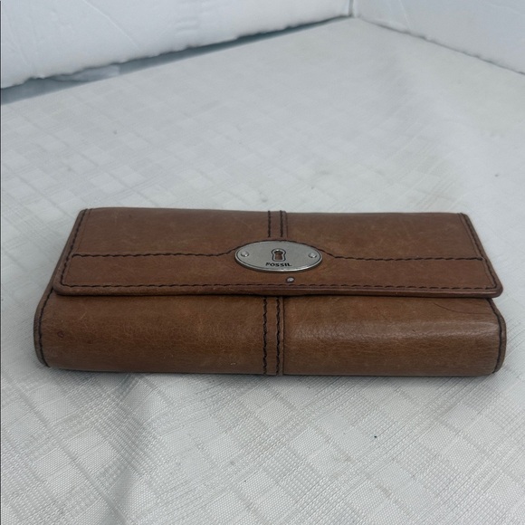 Fossil British tan  Pebble Leather Triple Compartments Bifold Clutch Wallet - Picture 5 of 8